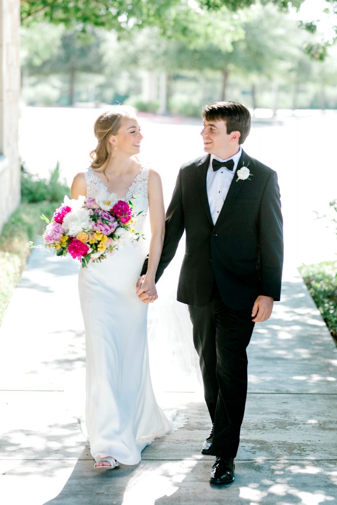Hollis & Will Wedding at Watermark Church & Royal Oaks Country Club | Dallas Wedding Photographer | Sami Kathryn Photography