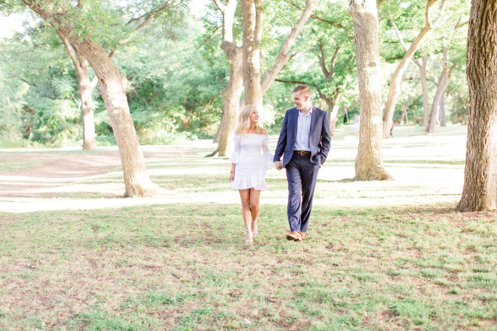 Abby & James | Prairie Creek Park Engagement Session | Dallas Wedding Photographer | Sami Kathryn Photography