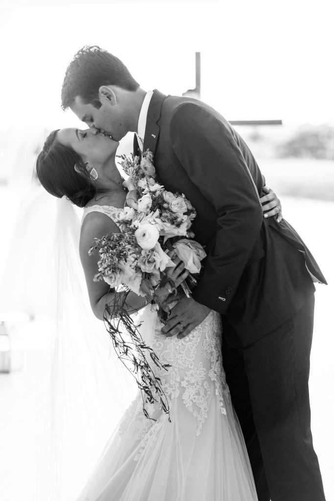 Grand Ivory Wedding| Dallas, Texas | DFW Wedding Photographer | Sami Kathryn Photography