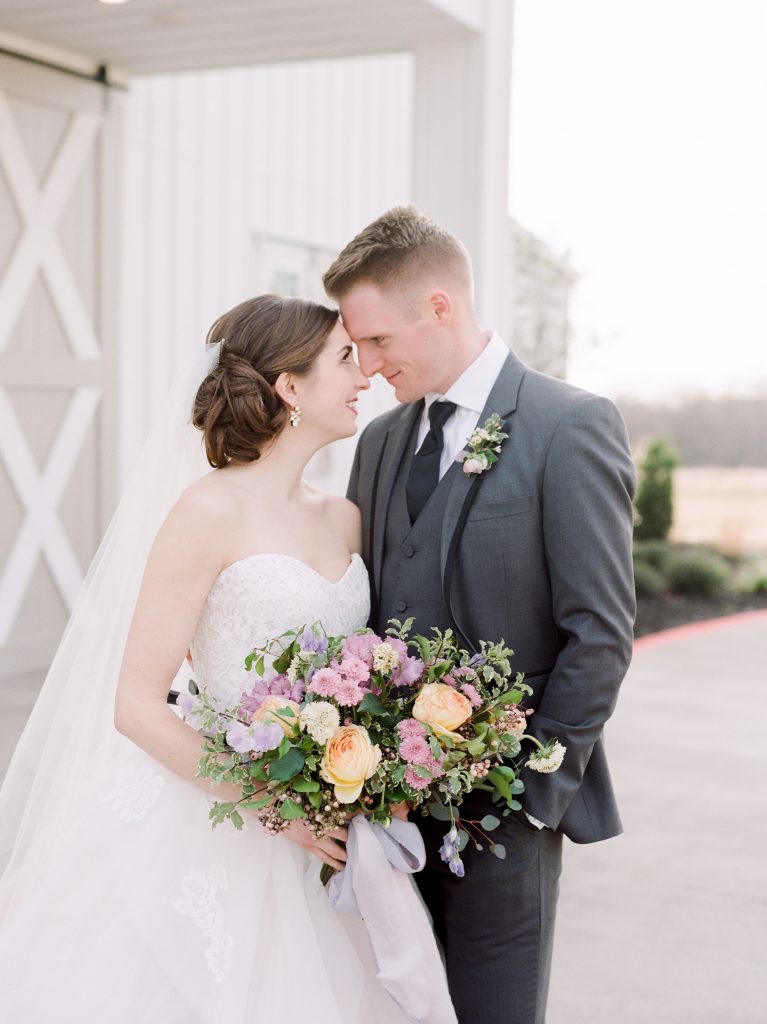 Wedding Inspiration | The Nest at Ruth Farms | DFW Dallas Wedding Photographer | Sami Kathryn Photography