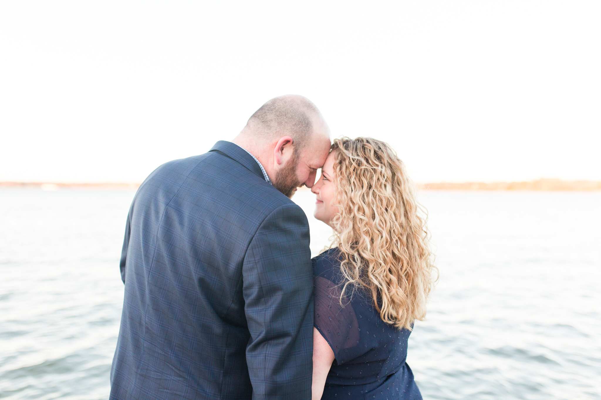 Lauren & Andrew | Engagement Session White Rock Lake | DFW Dallas Wedding Photographer | Sami Kathryn Photography