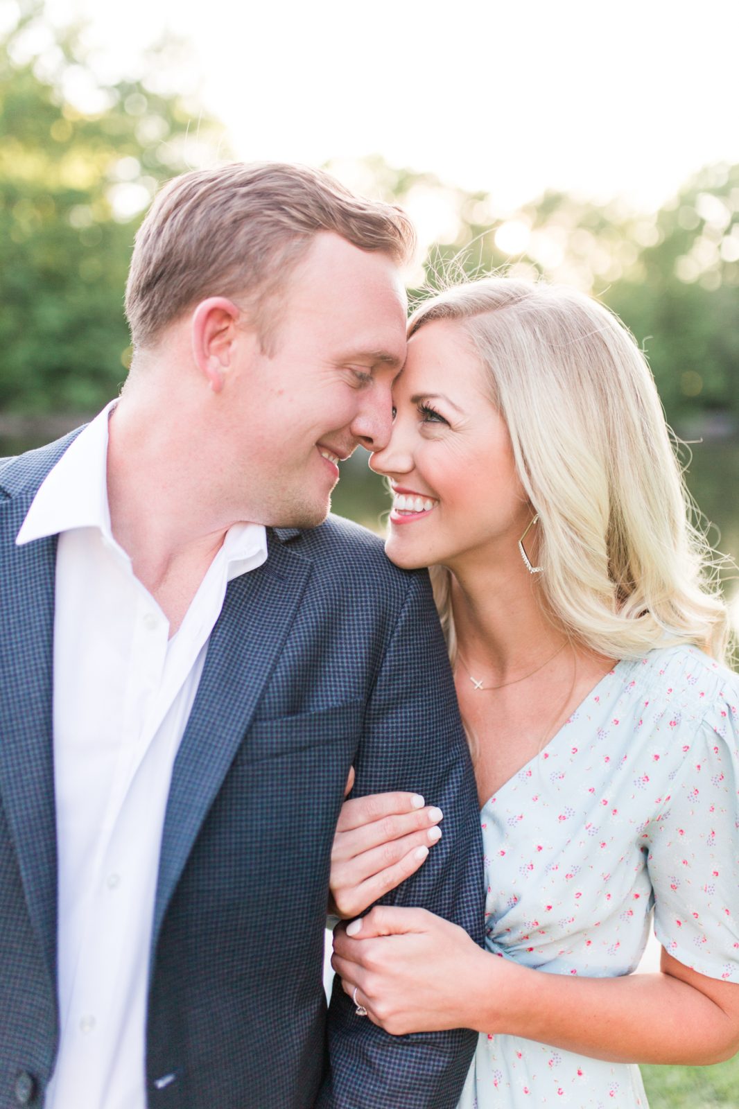 Katie & Nick Engagement Session at Lakeside Park | Dallas Wedding ...