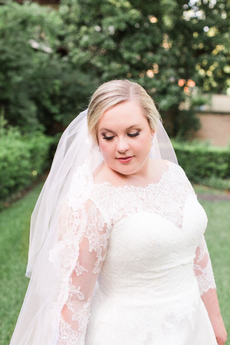Ashley’s Bridal Portraits at the Aldredge House | Dallas DFW Wedding ...