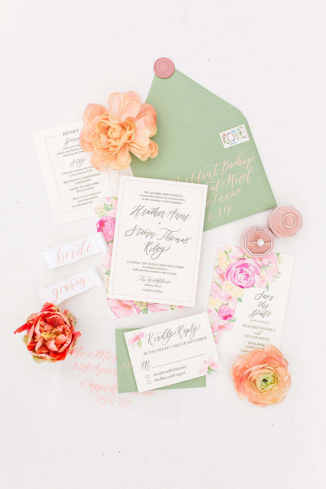 Bright, Colorful, & Elegant Wedding Inspiration at the Wildflower Wedding Venue in Dallas Fort Worth DFW Texas | Sami Kathryn Photography | DFW Wedding Photographer | A Stylish Soiree