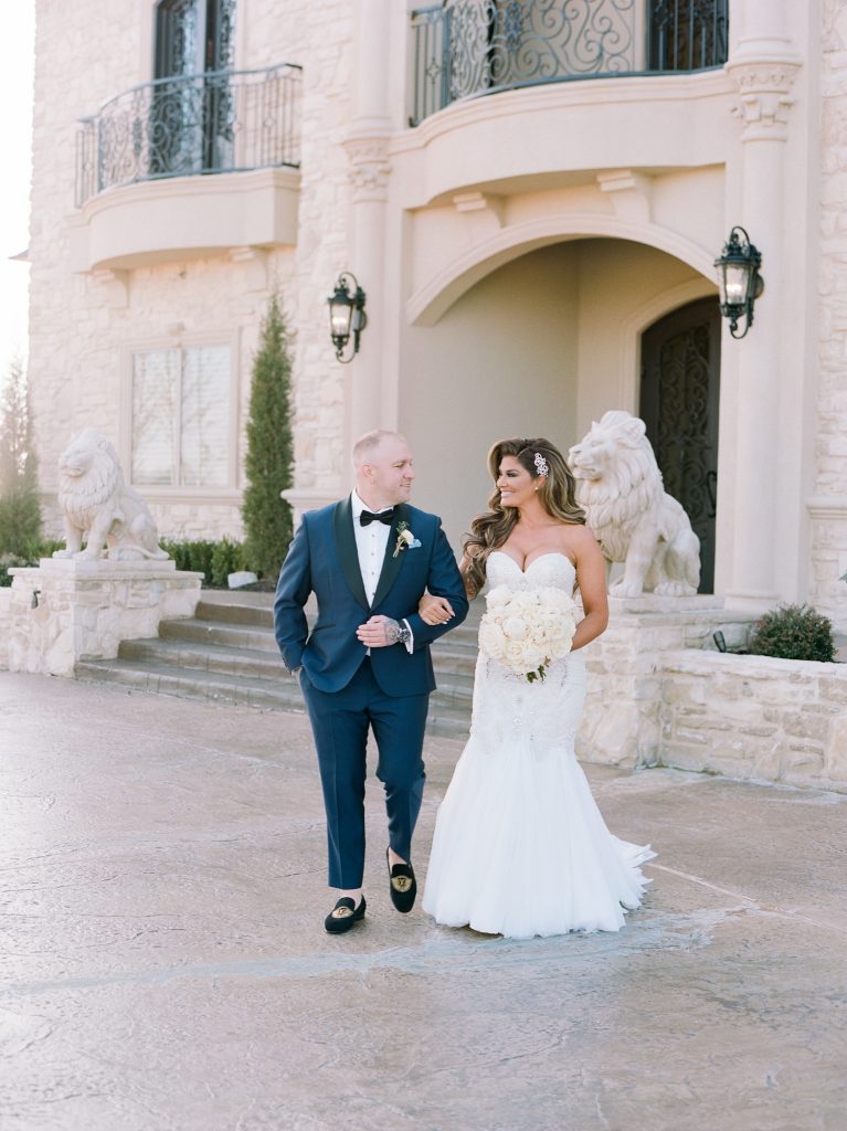Alexander McCray & Fallon Taylor Wedding | Dallas DFW Wedding Photography | Sami Kathryn Photography | Baby Flo Ranch Dress'n