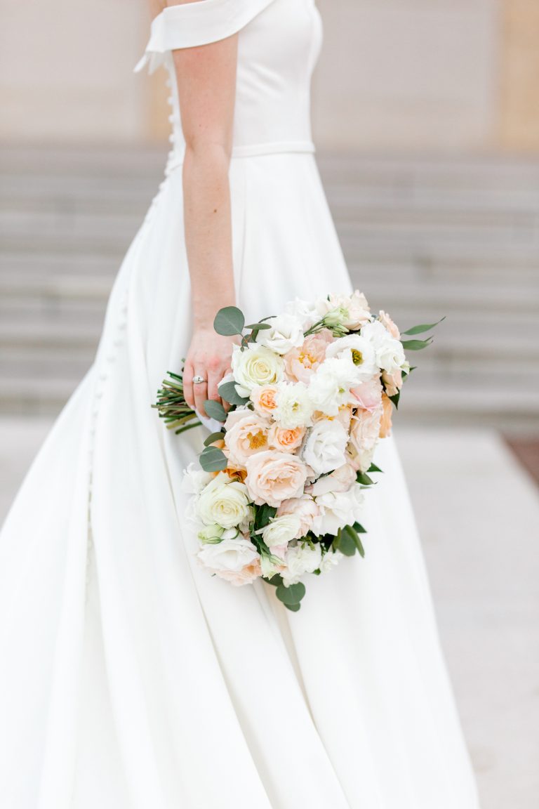 lexi wedding bouquet