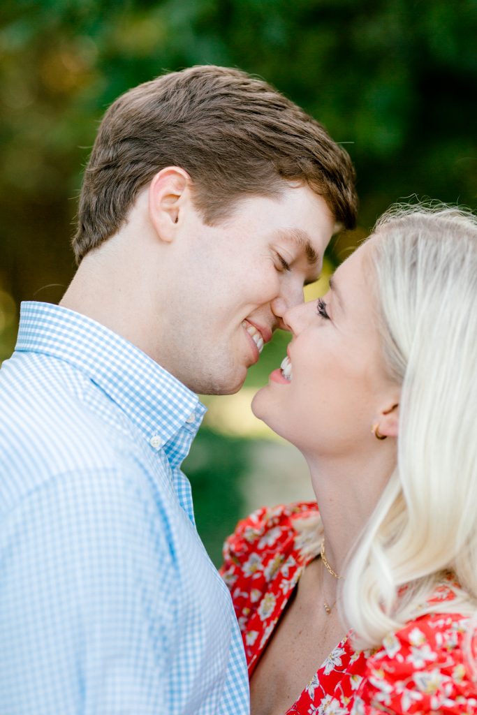 Lindsey & Will's Anniversary Session at Lakeside Park in Dallas, Texas | Sami Kathryn Photography