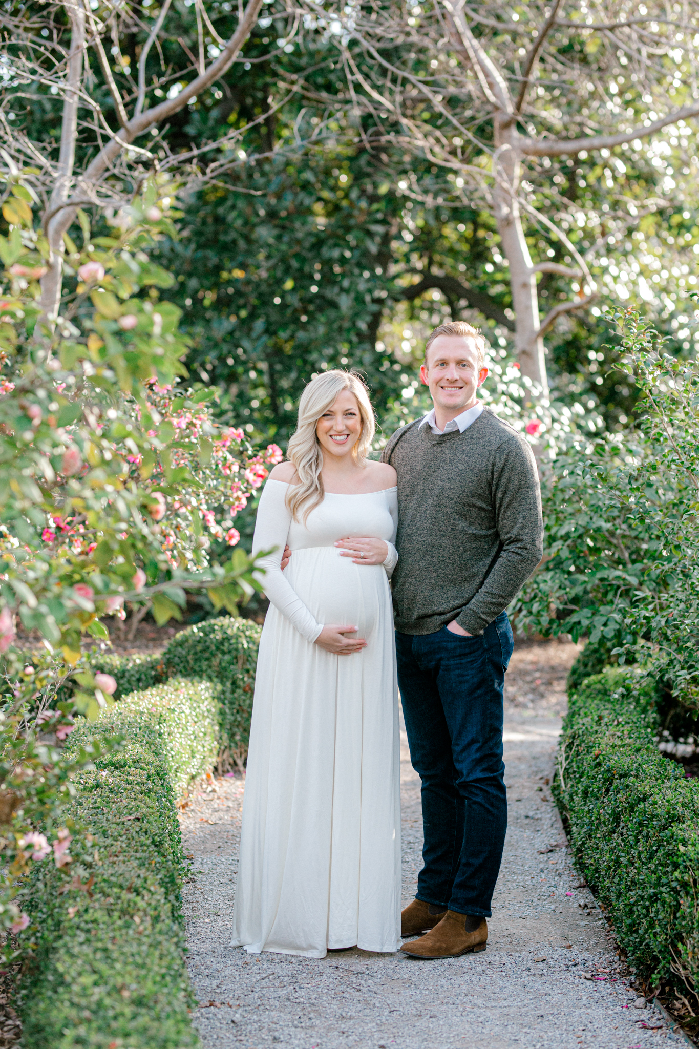 Katie & Nick's Maternity Session at the Dallas Arboretum | Dallas Portrait Photographer